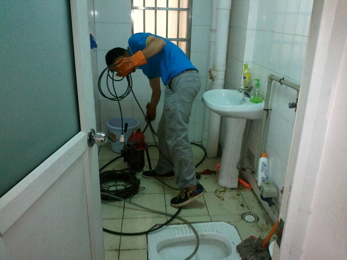 丰台马家堡疏通各种下水道马桶清理污水井化粪池